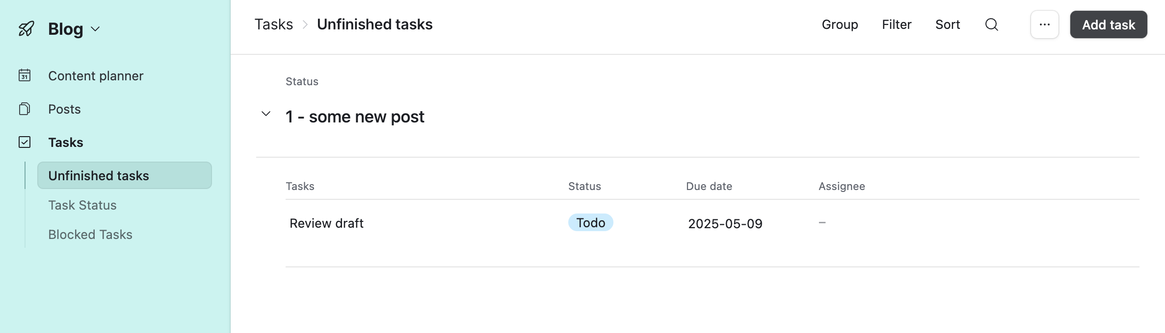 Airtable “Unfinished tasks” table showing one task: “Review draft” with status “Todo” and due date “2025-05-09”.